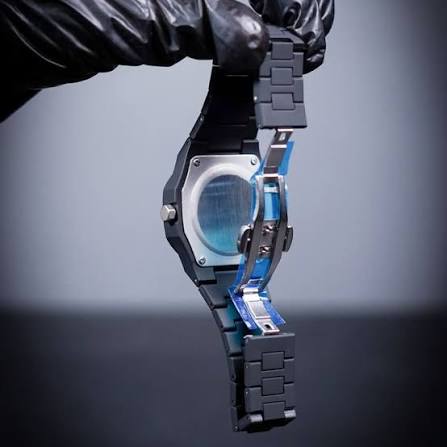 Arabic Black Aura Watch